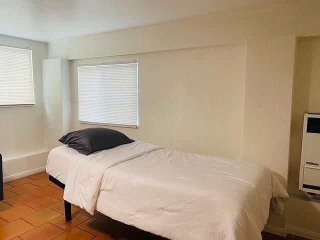 3330A Logan Ave photo 3