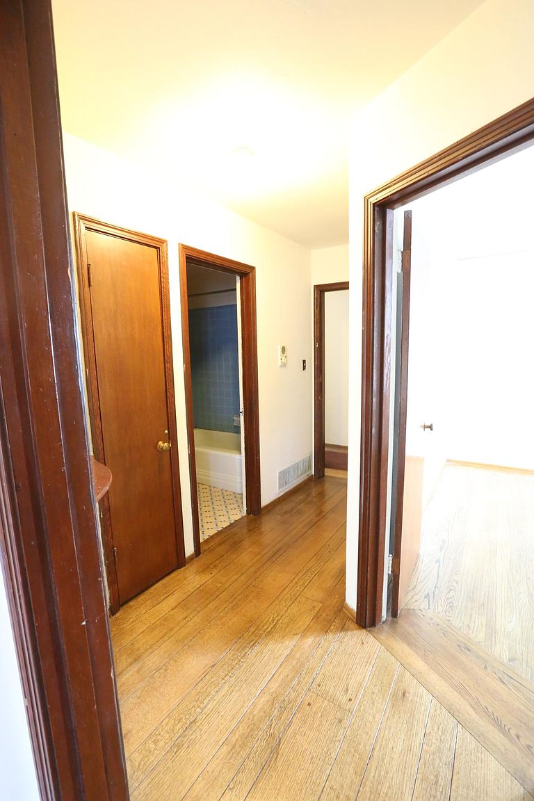 1743 Berkeley Way photo 4