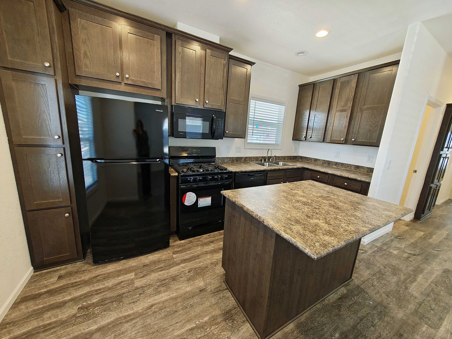 16005 N 32nd St Lot 148 photo 3