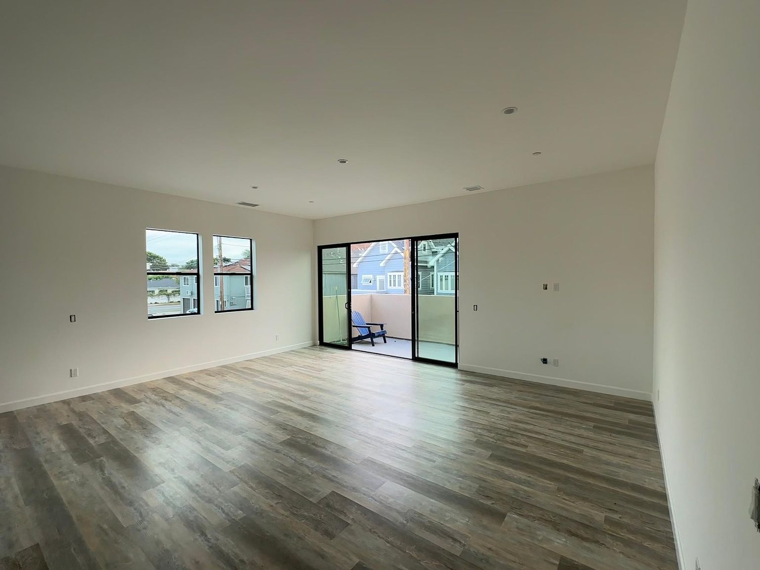 256 B Ave photo 3