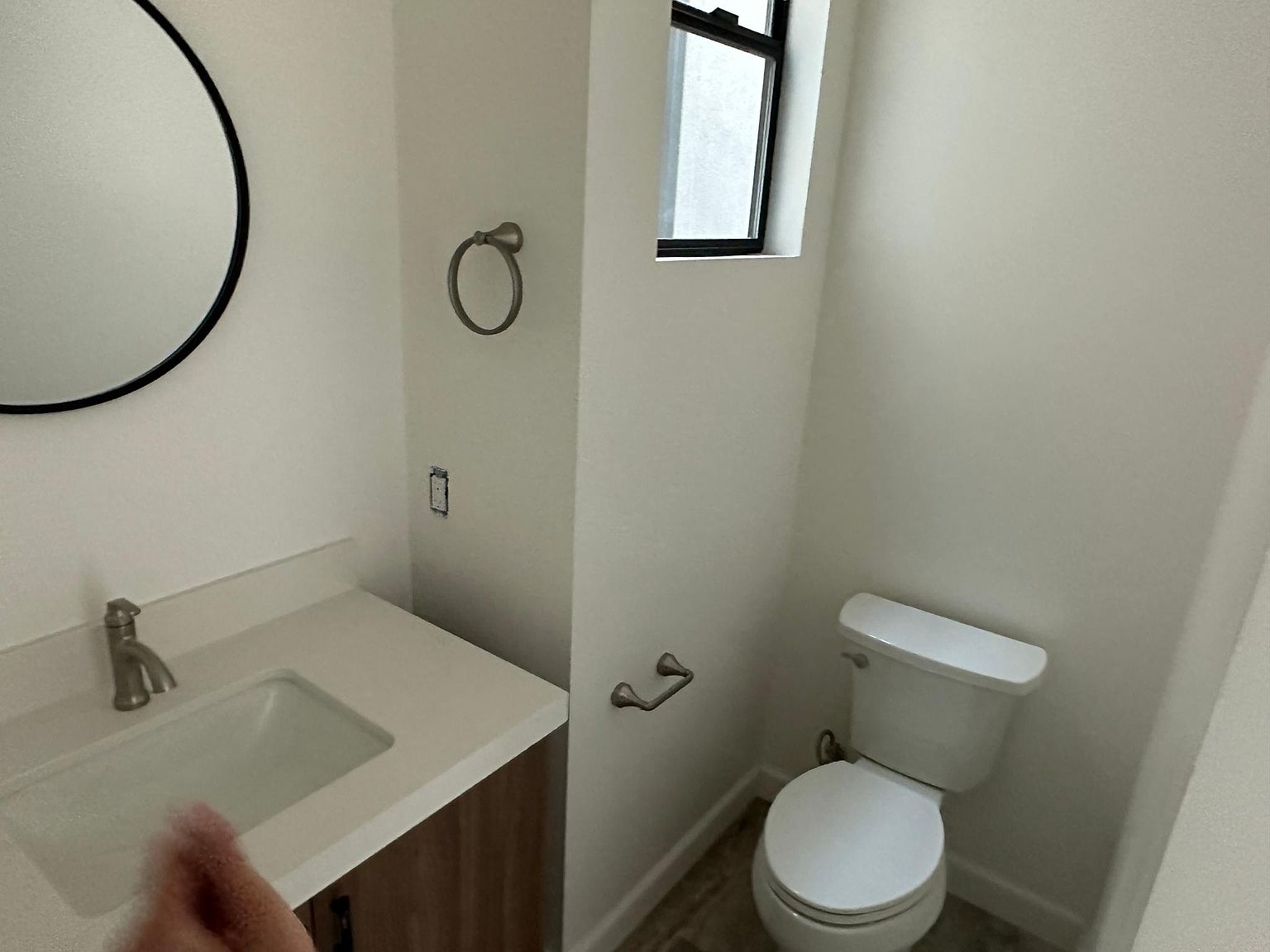 256 B Ave photo 4