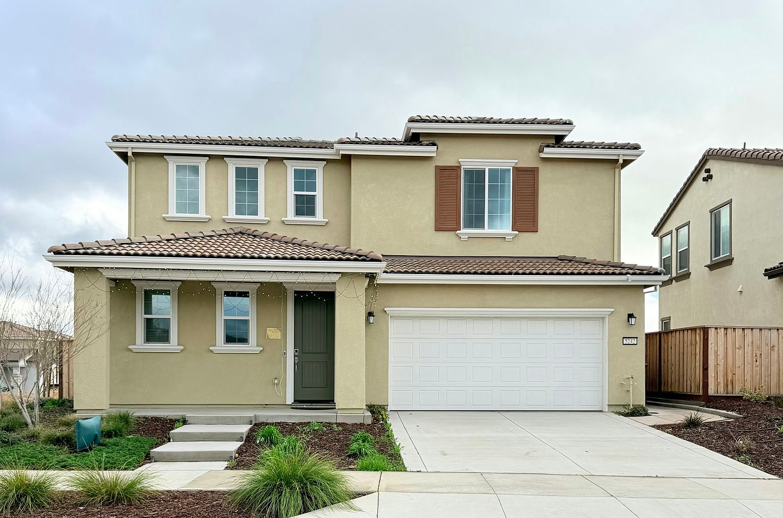 5242 Upton Ave Tracy, CA 95377 photo 2