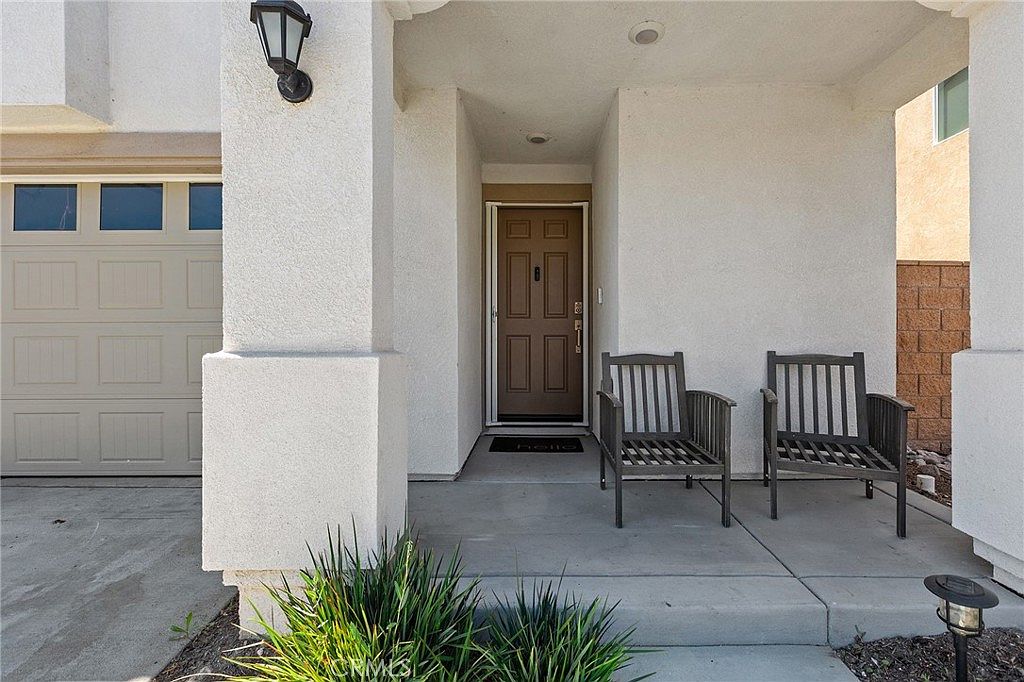 30851 Le Baron Ct photo 4