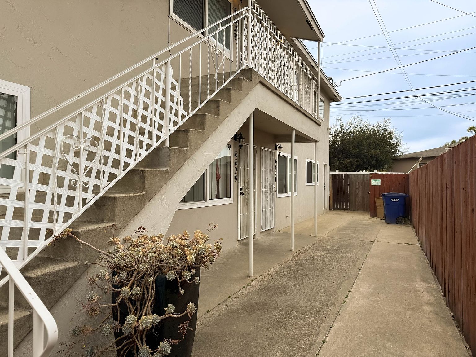 6629 1/2 photo 2