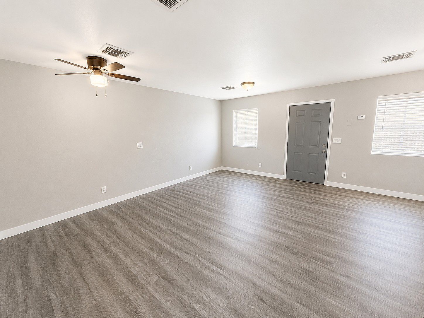 1753 E Harvard St Phoenix, AZ 85006 photo 3