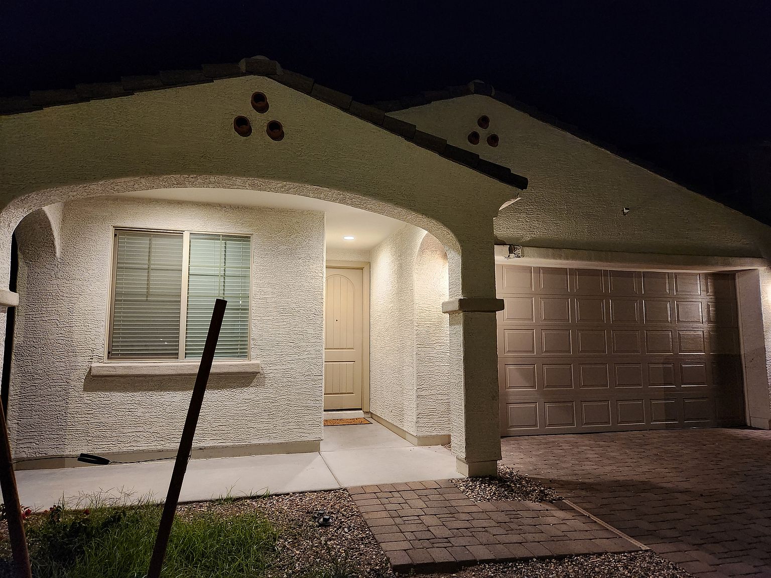 8948 West Colter Street, Glendale, AZ 85305 photo 2