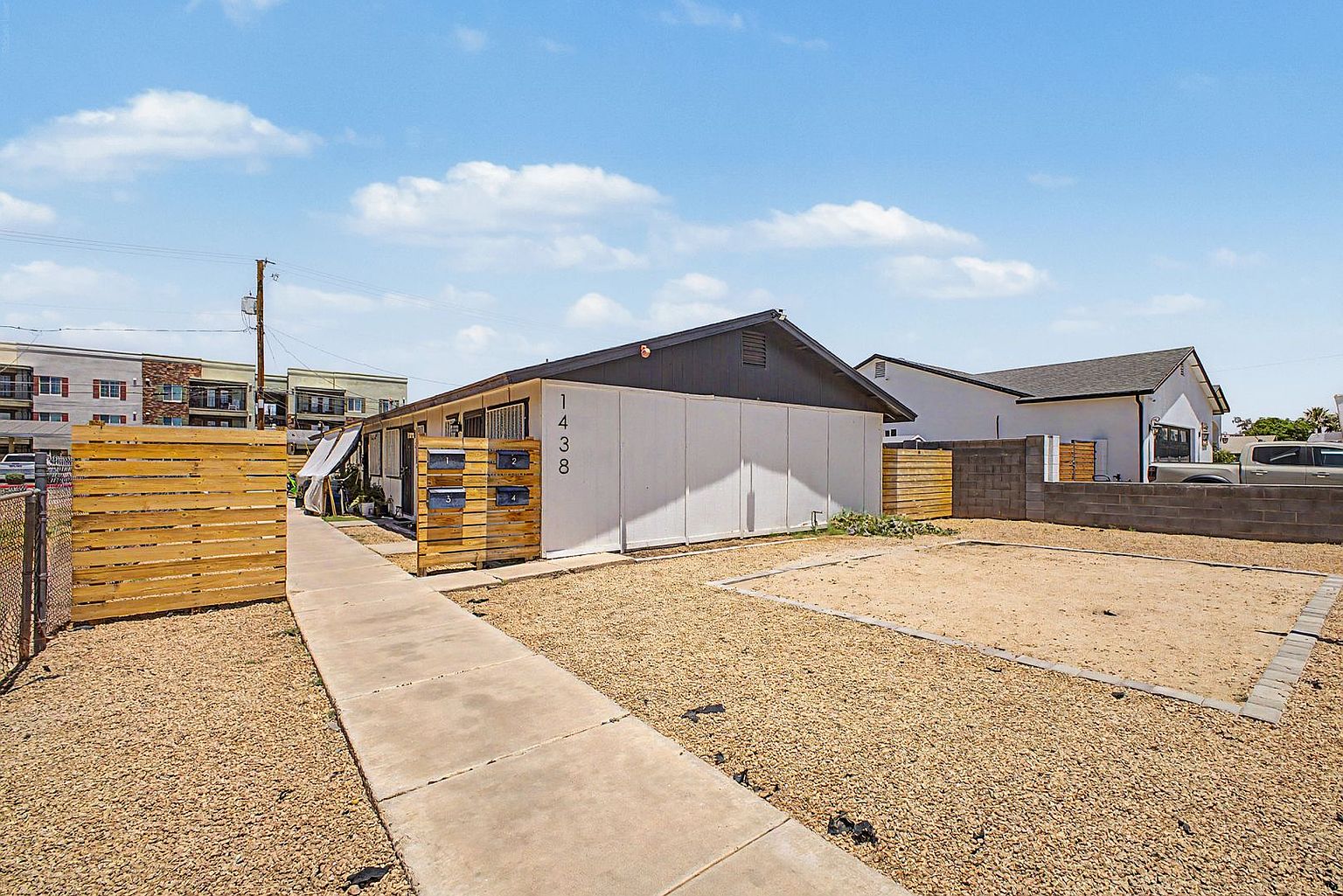 1438 E Adams St Phoenix, AZ 85034 photo 2