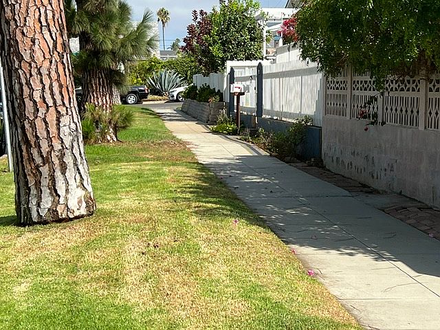 310-12 S Nevada St photo 2
