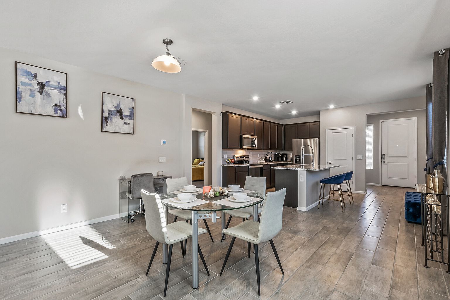 17352 W Paraiso Ln photo 3