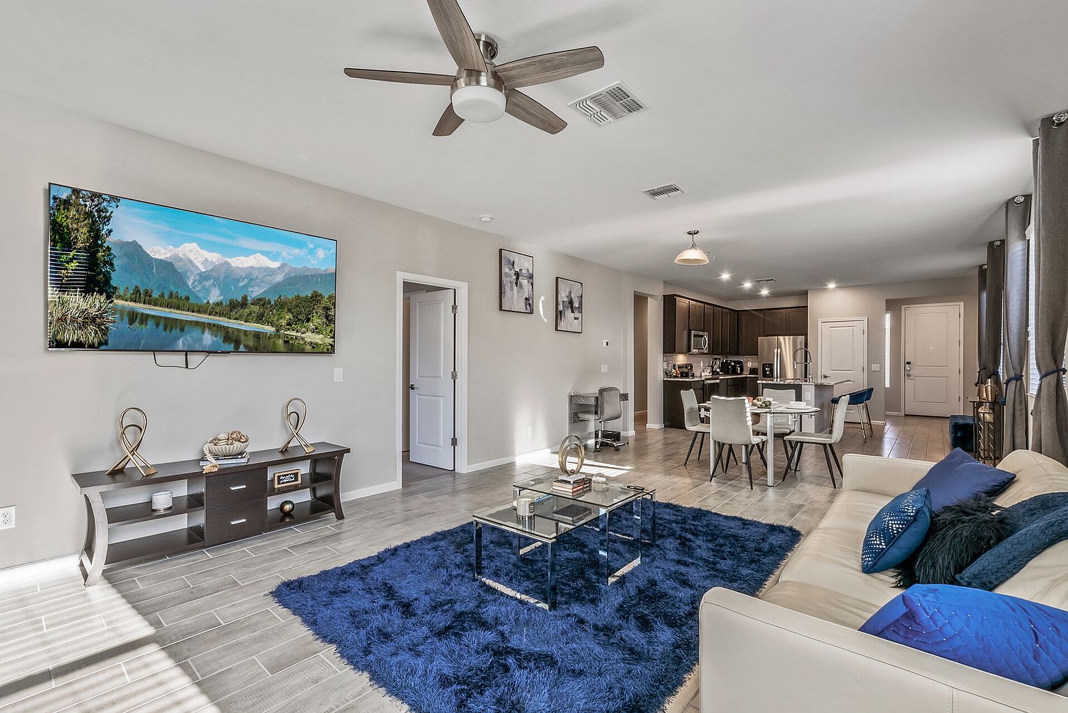 17352 W Paraiso Ln photo 2