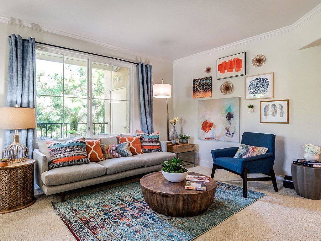 2 Bed 2 Bath A photo 5