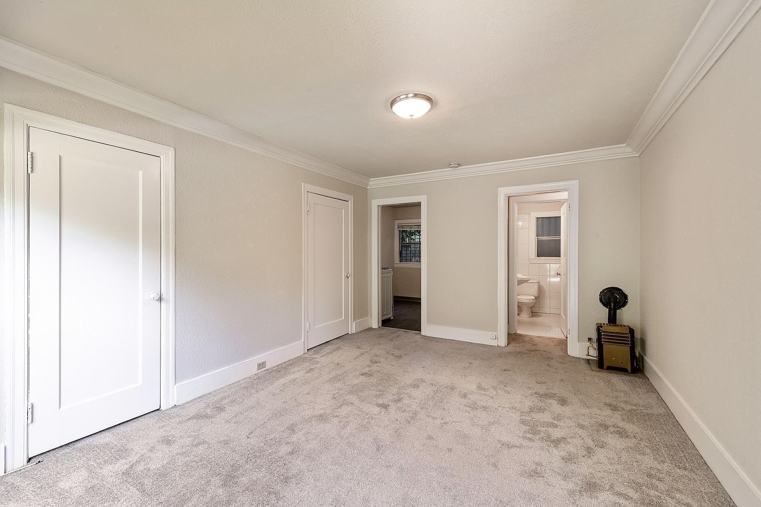 Apartments on 51st Street · Oakland photo 4