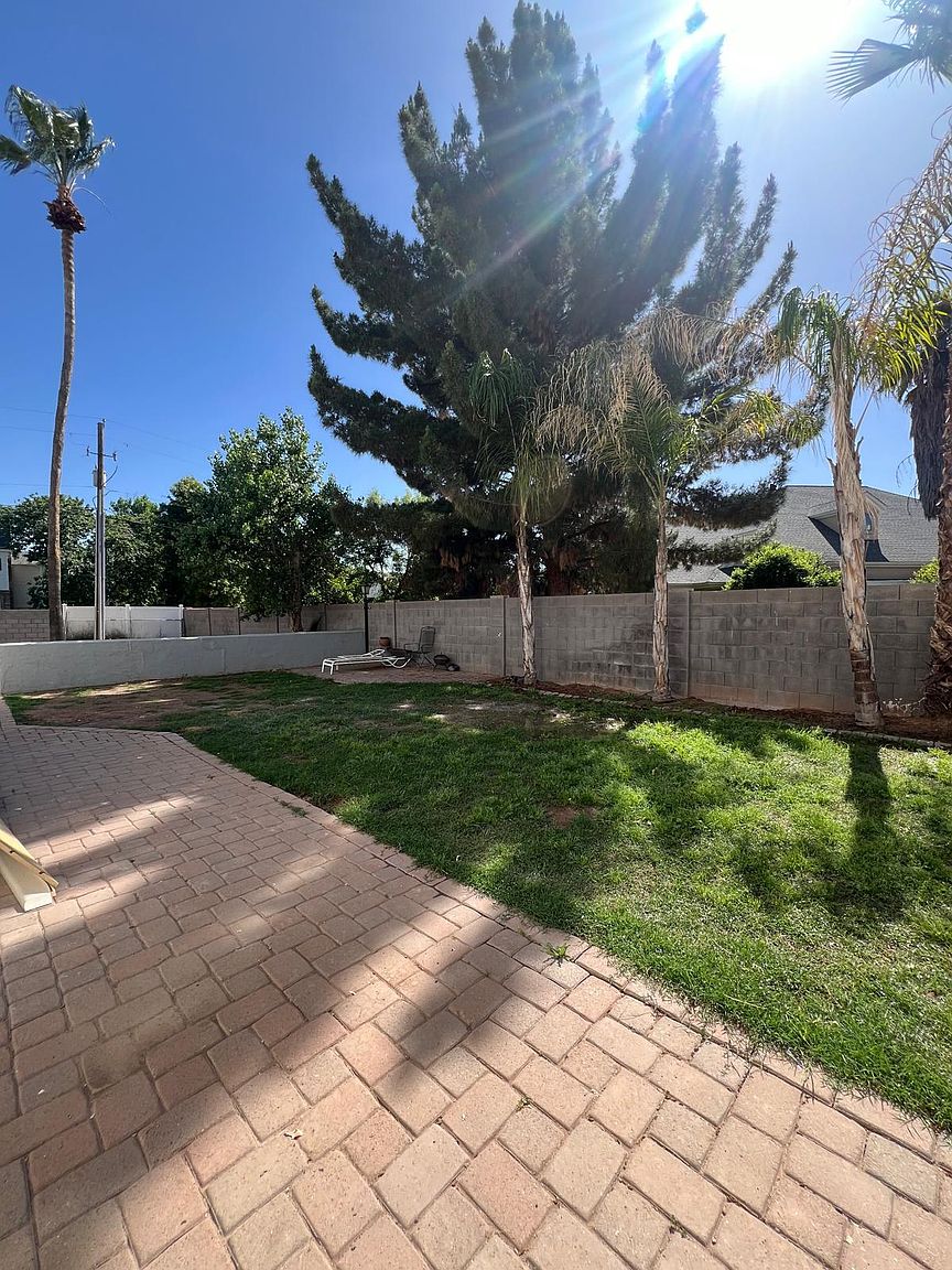 17501 E Orchid Ln photo 2