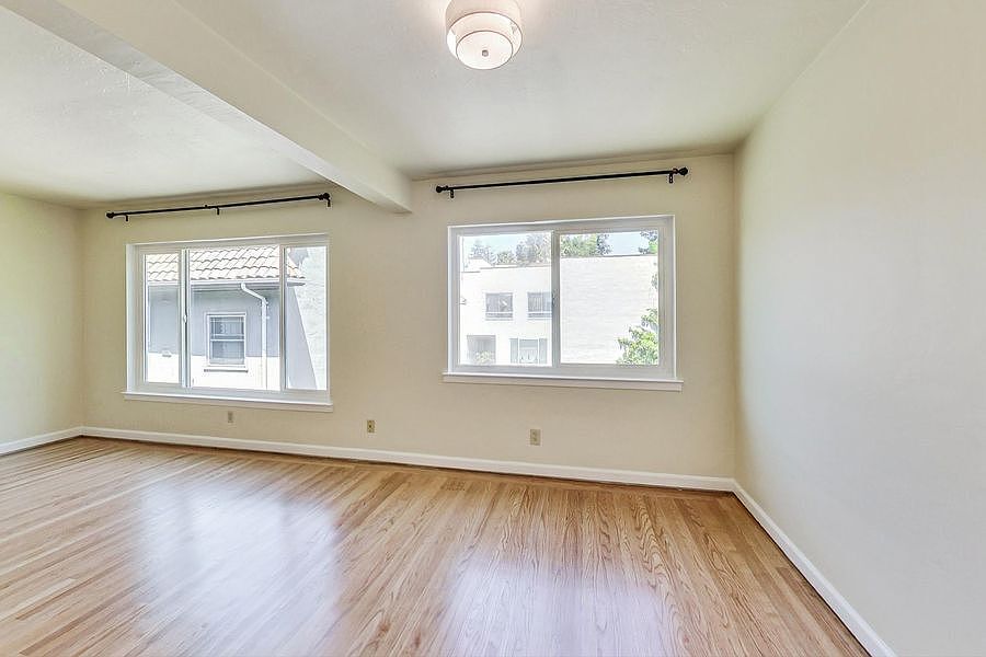 Apartments on Lakeshore Avenue Unit · Oakland photo 4