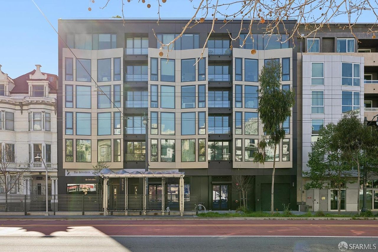2525 Van Ness Ave San Francisco, CA 94109 photo 2