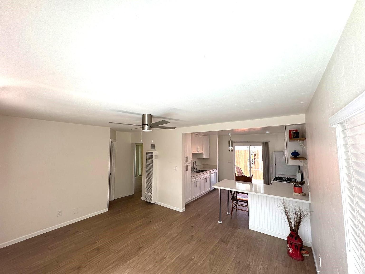 324 S 49th St photo 5