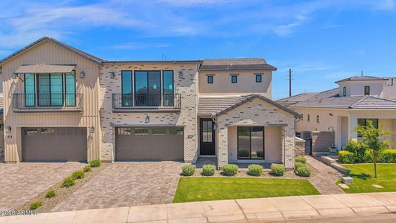 2648 E Longhorn Ct photo 2