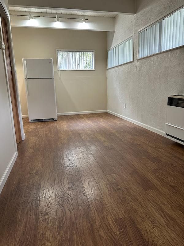 311 Doris Ave photo 2