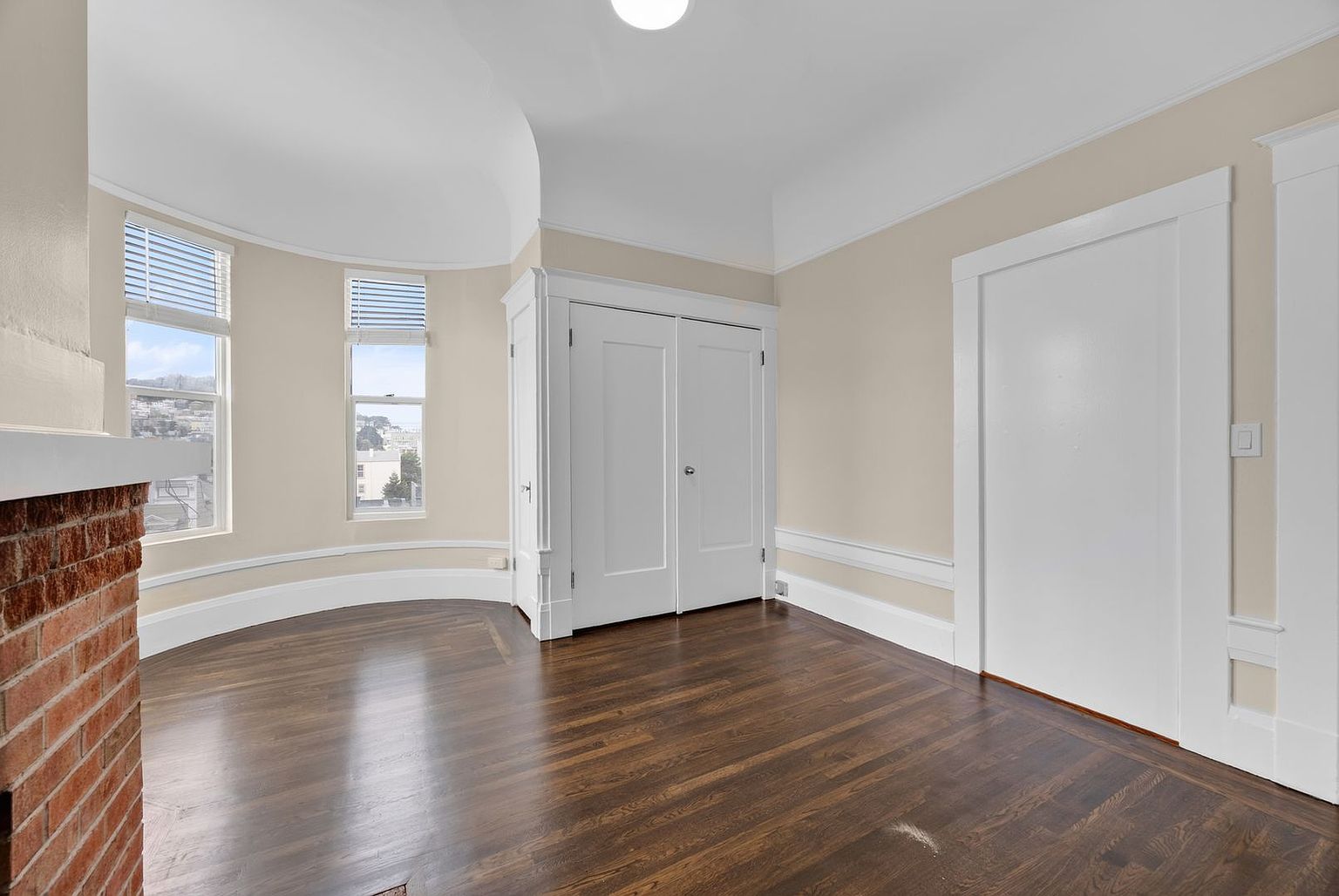 120 Webster Street (737r) photo 5