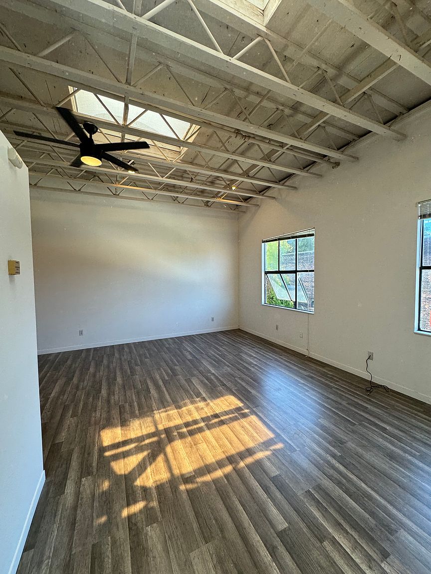 139 W Richmond Ave photo 5