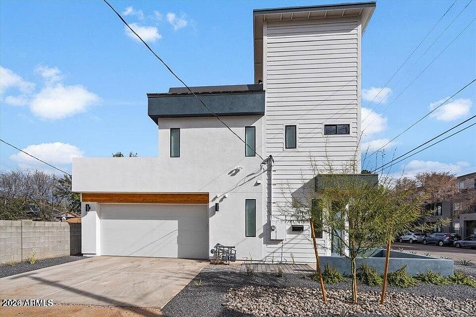 230 W Monterosa St Phoenix, AZ 85013 photo 2