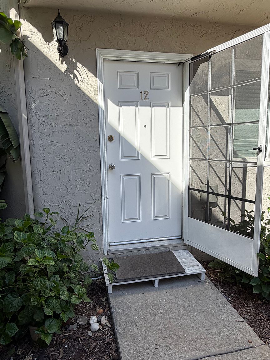1BR/1BA Apartment on Angela Ct · Campbell photo 5