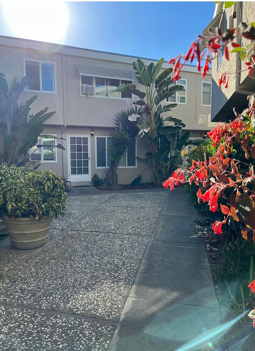 1BR/1BA Apartment on Angela Ct · Campbell photo 4