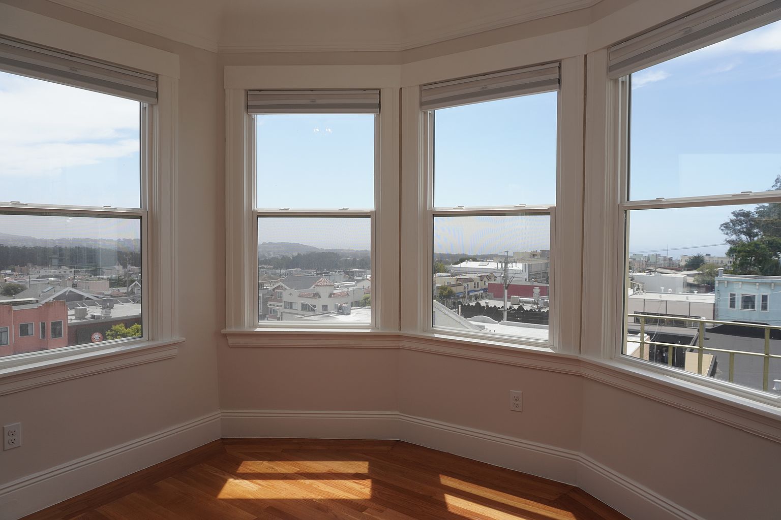 1BR/1BA Apartment on 20th Avenue · San Francisco photo 2