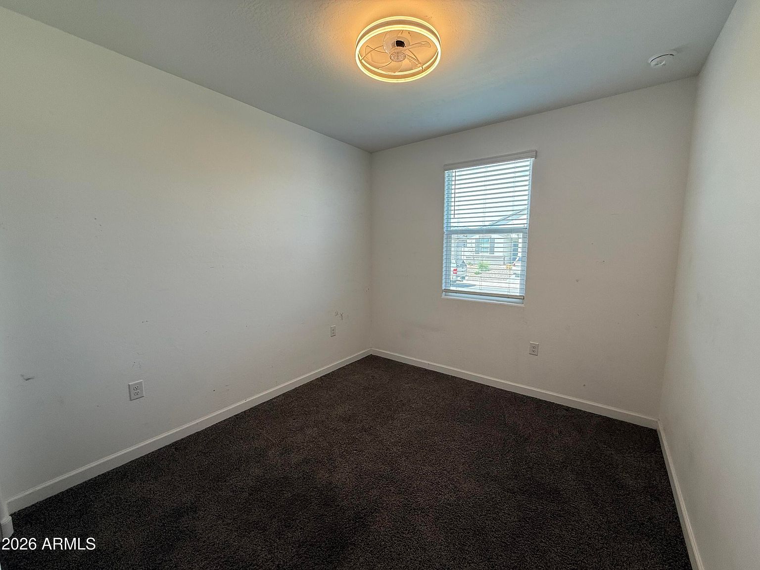 2425 W Seaver Ave photo 5