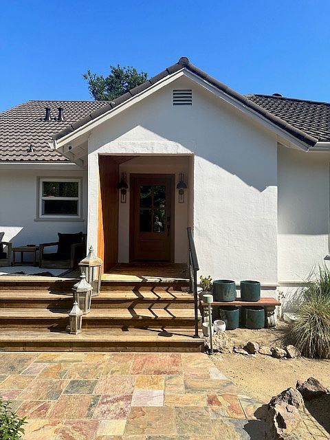 1028 Summit Ave photo 4