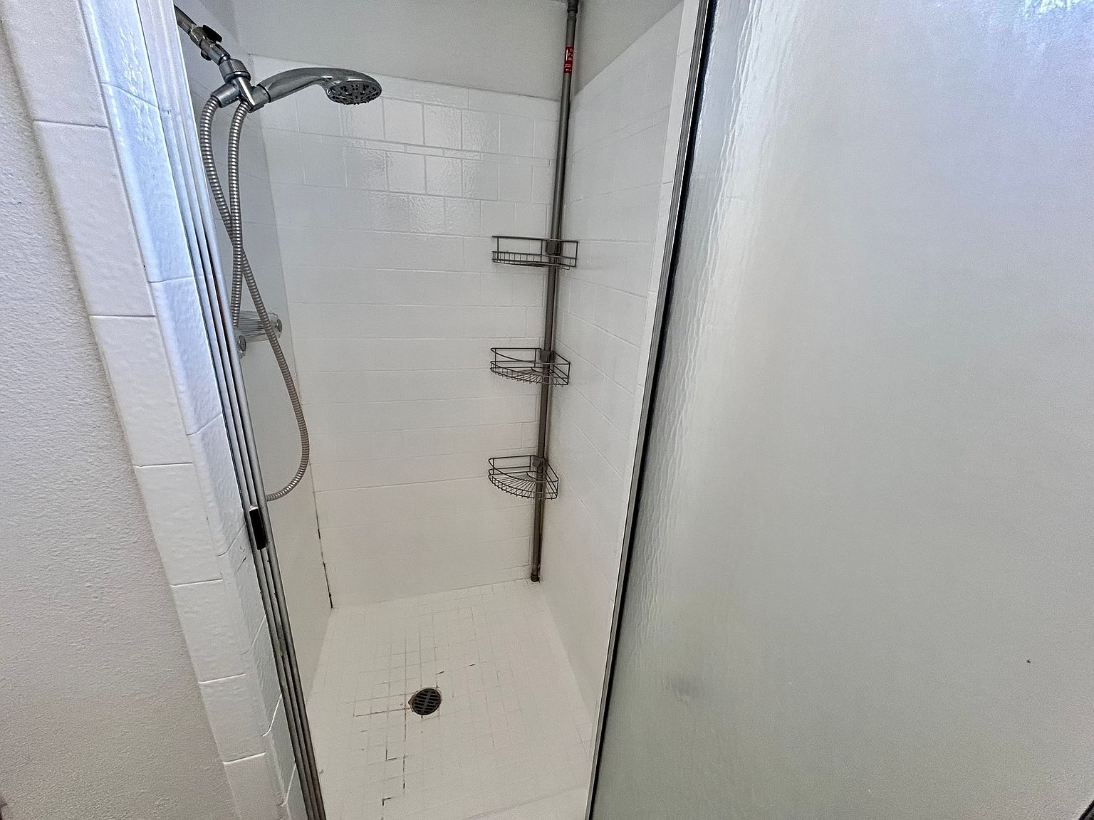 28057 Washington Ave photo 4