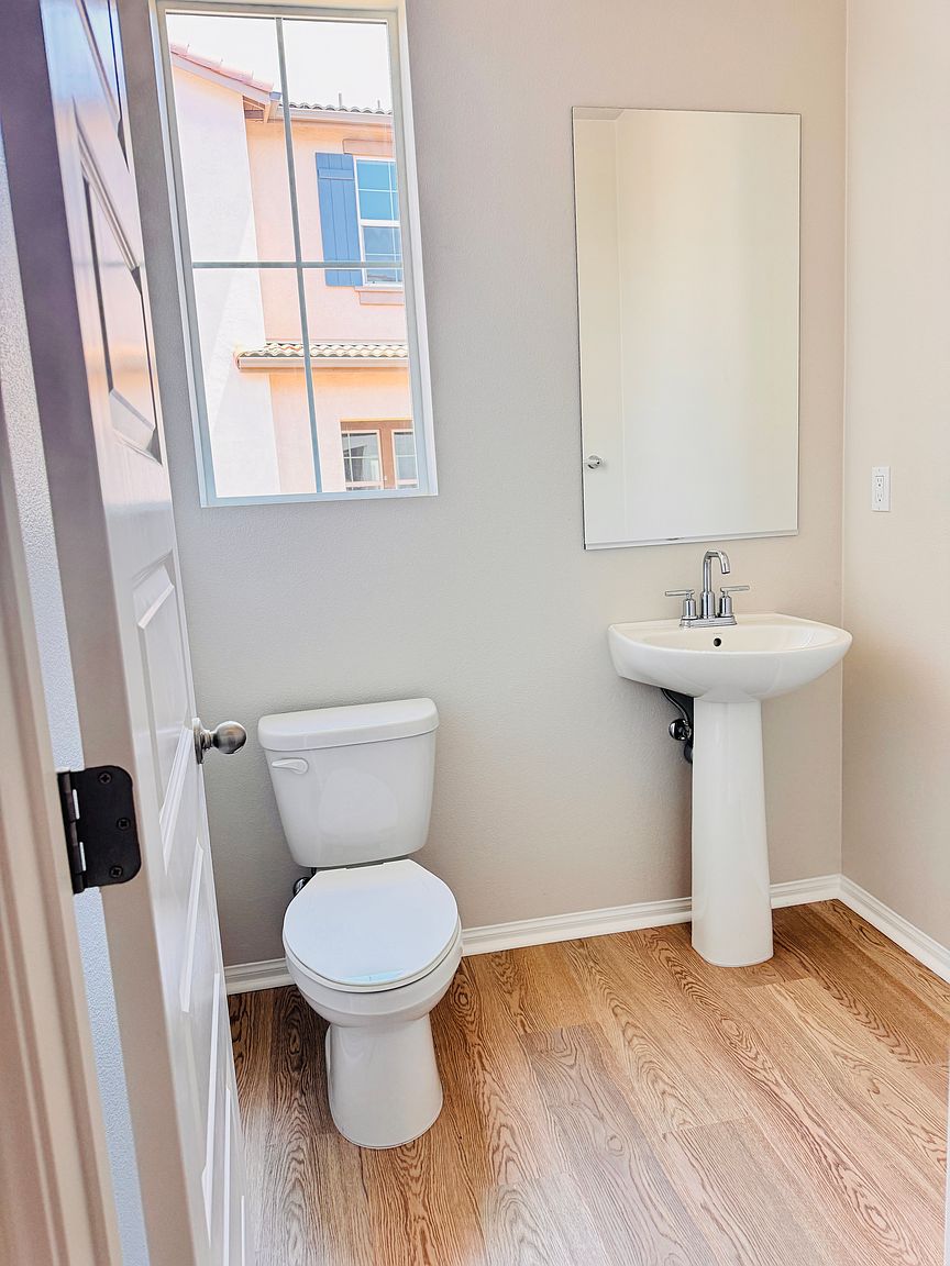 40367 Melrose Dr photo 2