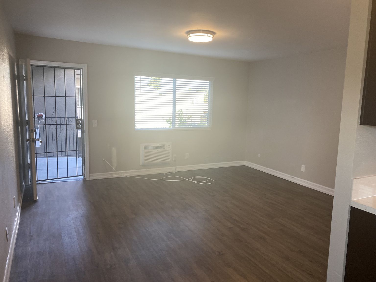 3719 Marlborough Ave photo 4