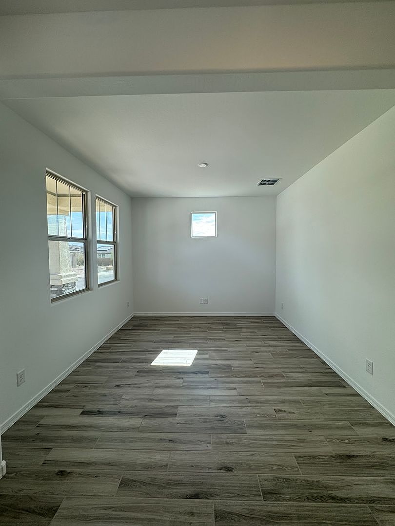 4340 W Bradshaw Creek Ln Phoenix, AZ 85087 photo 4