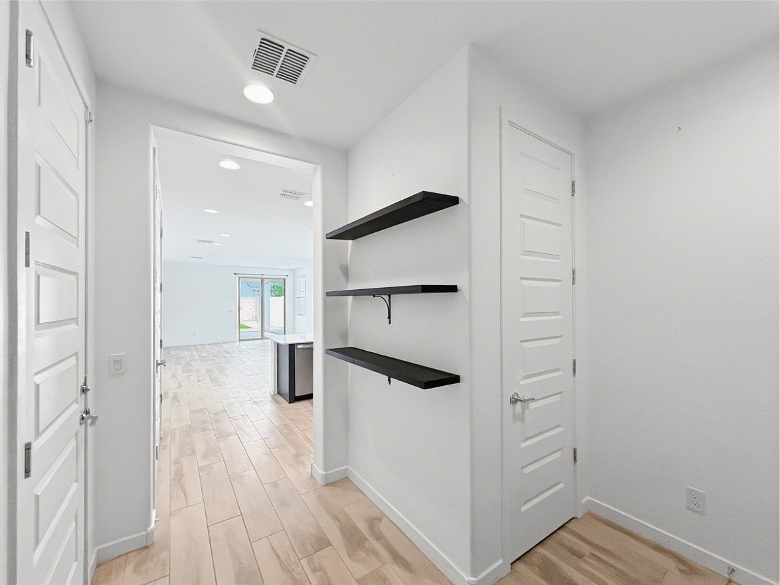 32518 N 20th Gln photo 4