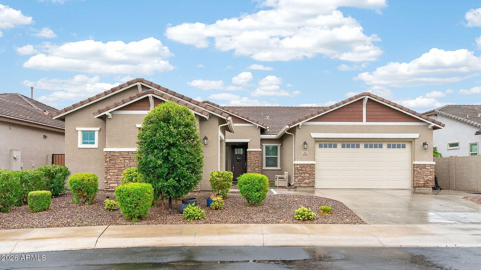 203 E Birchwood Pl Chandler, AZ 85249 photo 2