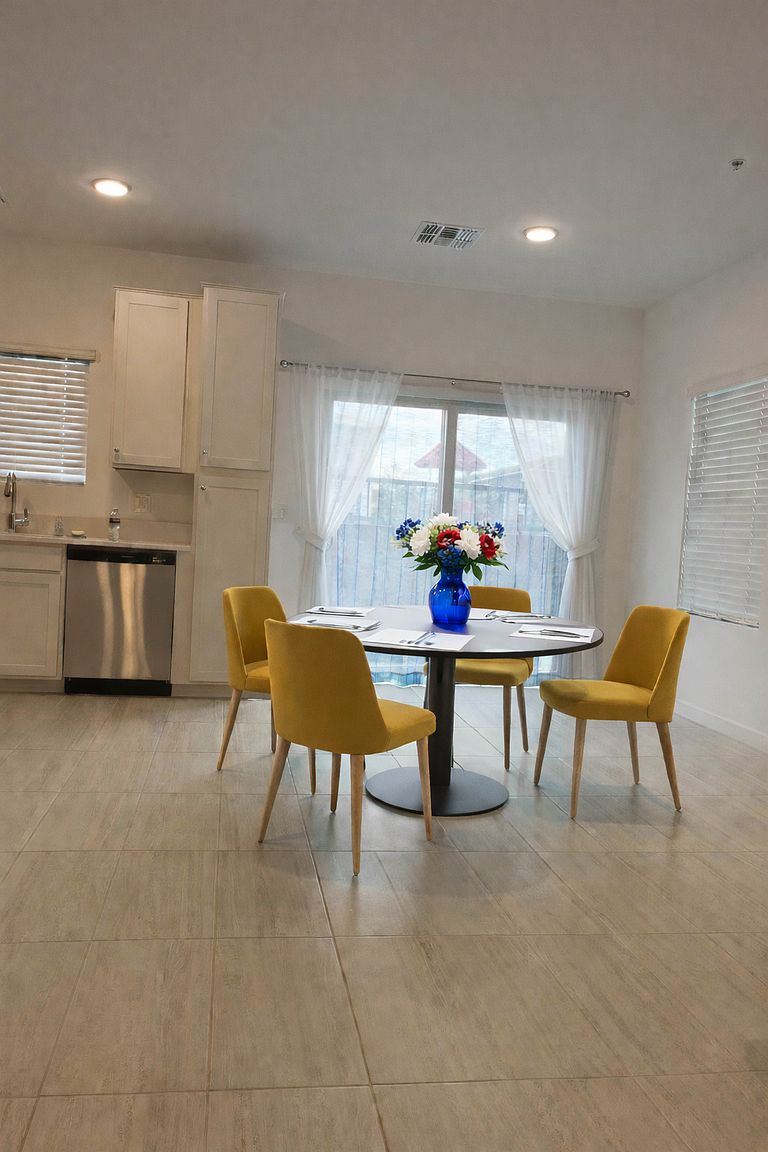 2837 W Eagle Talon Trail Phoenix, AZ 85085 photo 5