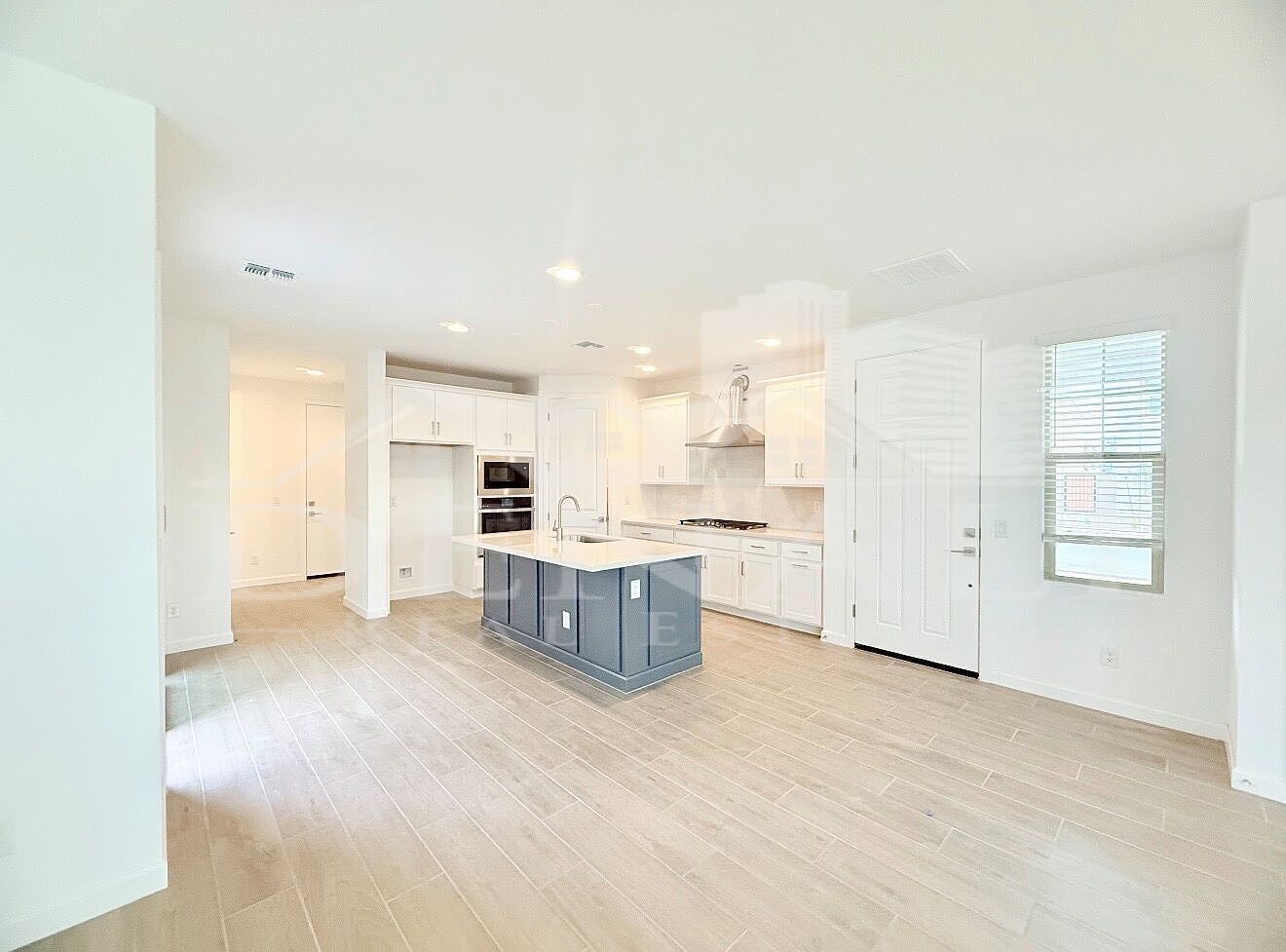 26021 N 23rd Ave Phoenix, AZ 85085 photo 5