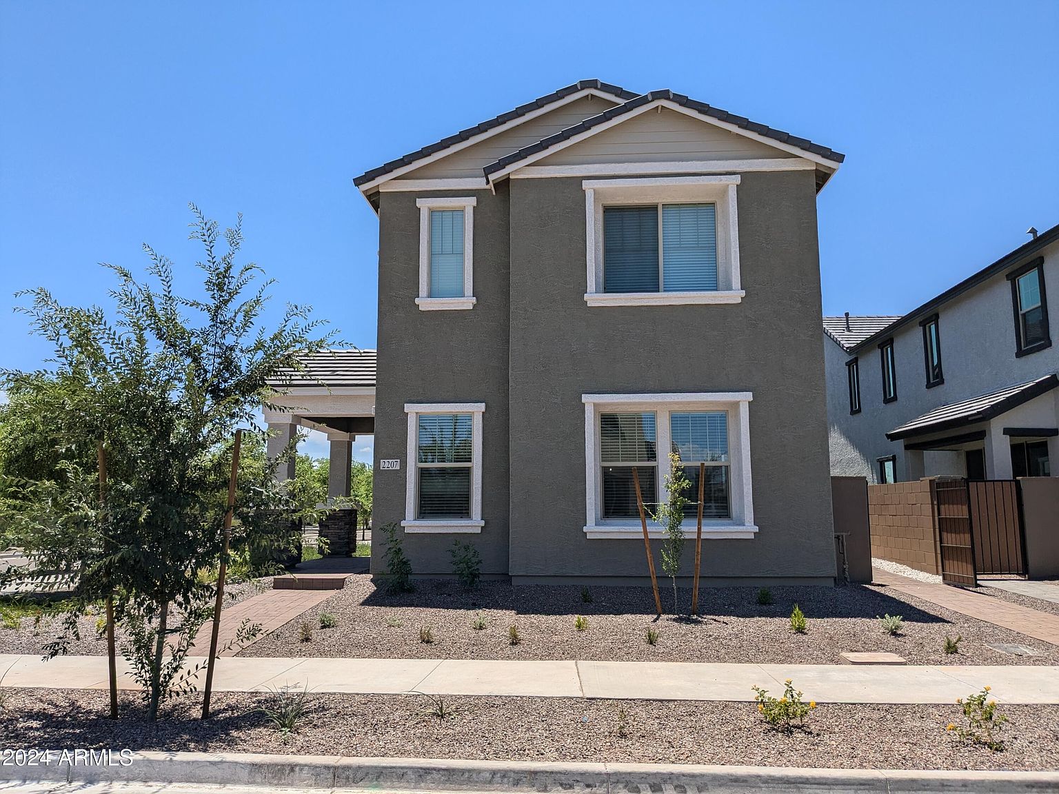 2207 W Paso Trl photo 2