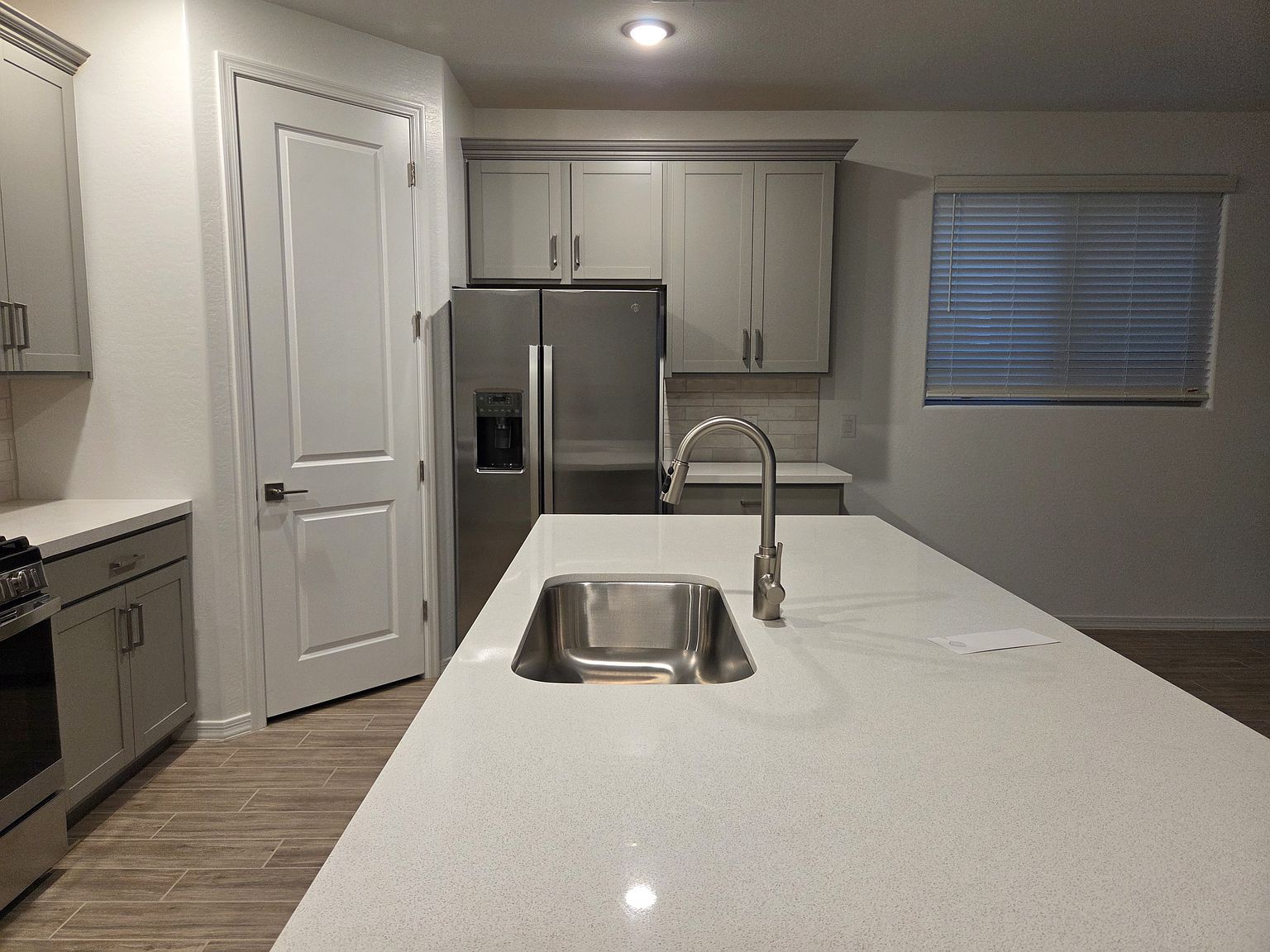22816 E Roundup Way photo 4