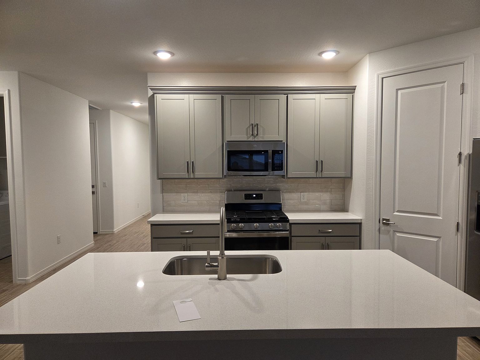 22816 E Roundup Way photo 3