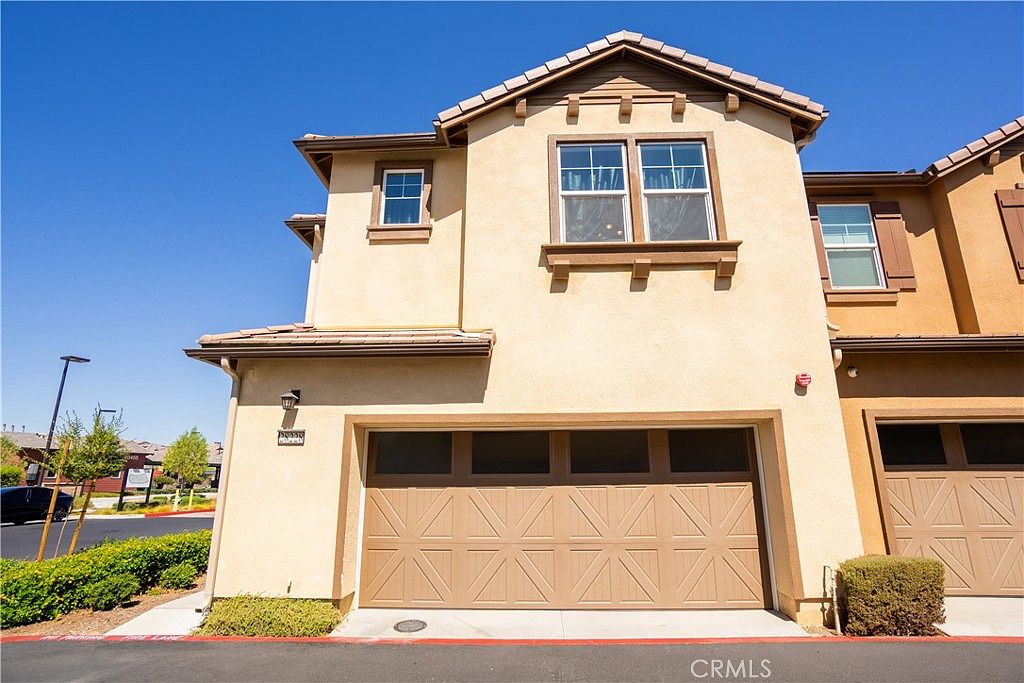 28228 Heirloom Dr photo 5
