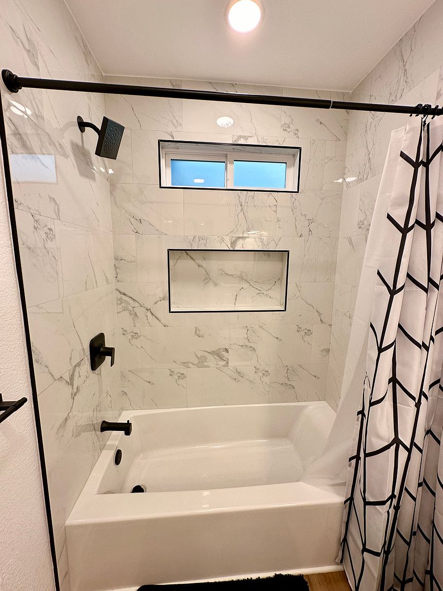 3234 Roberta Ln photo 3