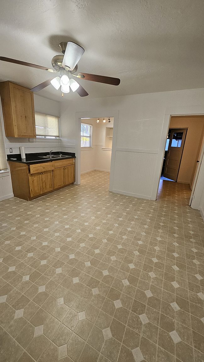 801 McConnell Ave photo 4
