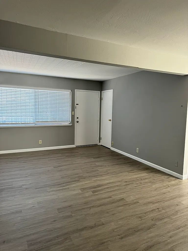 1BR/1BA Apartment on 4th Ave · Oakland photo 2