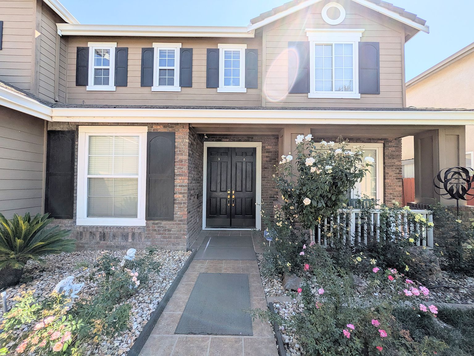 482 Quail Run Cir photo 2