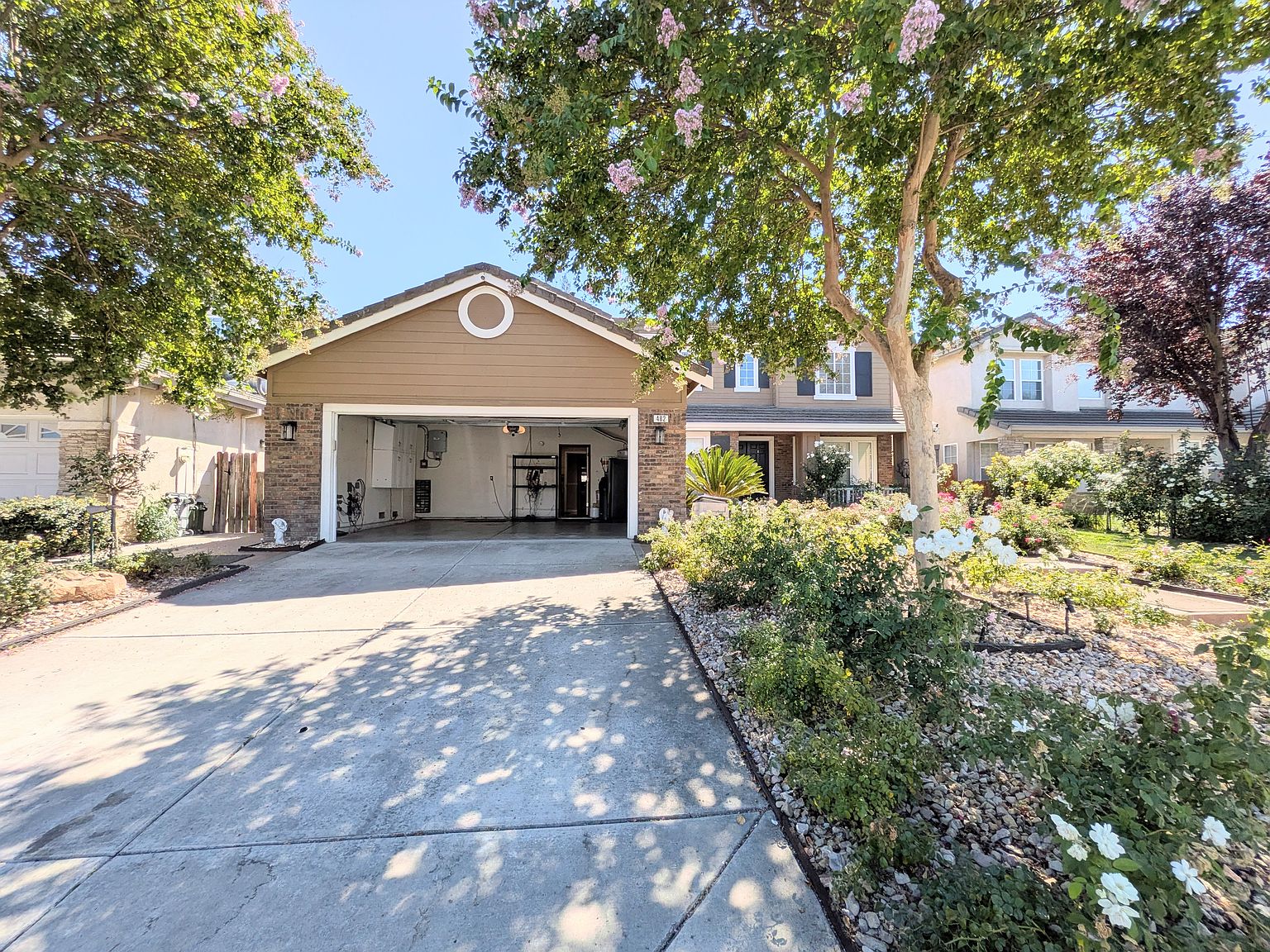 482 Quail Run Cir photo 5