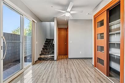 309 photo 3