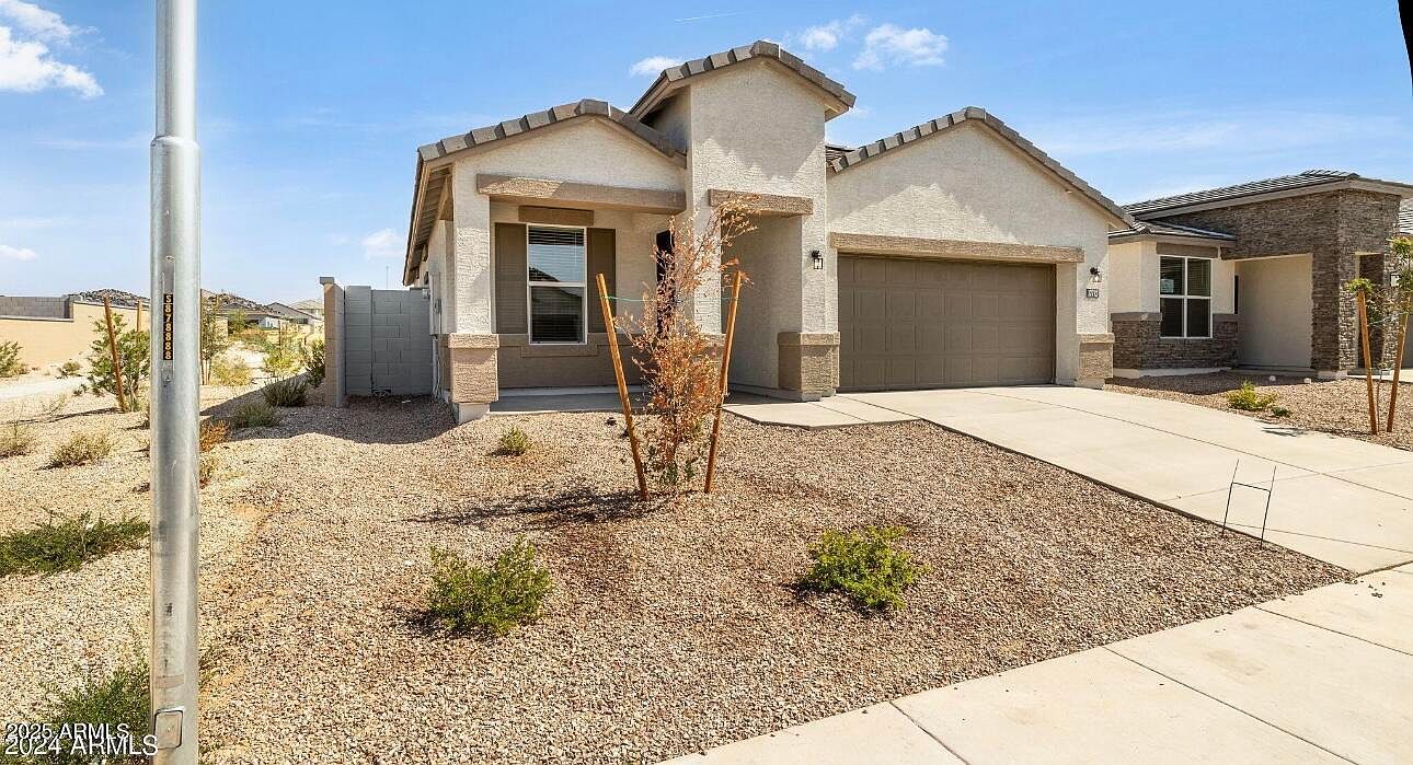 17712 W Sanna St Glendale, AZ 85355 photo 2