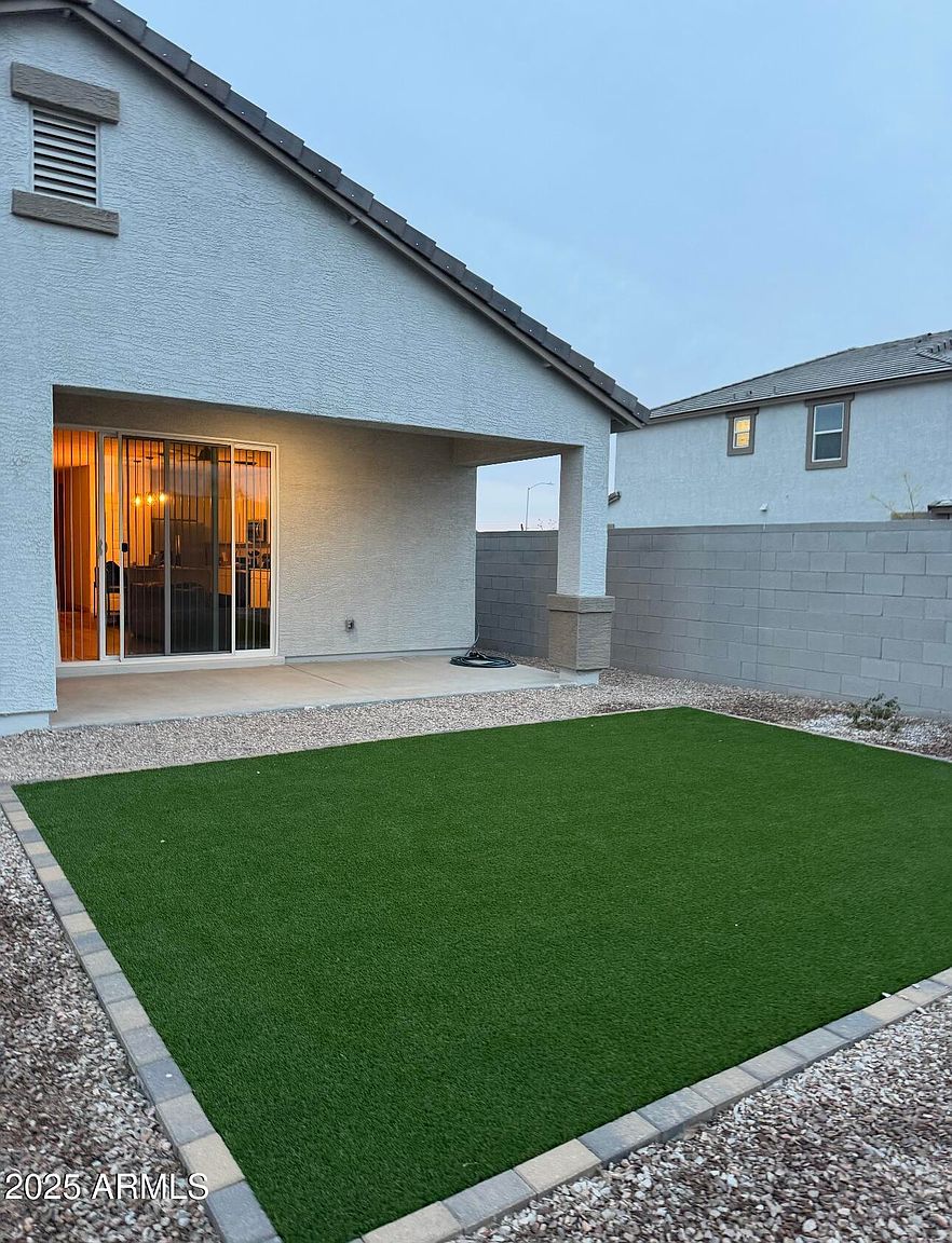 17712 W Sanna St Glendale, AZ 85355 photo 3